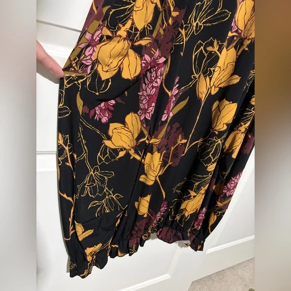 FOR BRIANA 💖 -Zadie B’s Floral Black and Gold Women's Bubble Dress - Picture 6 of 11